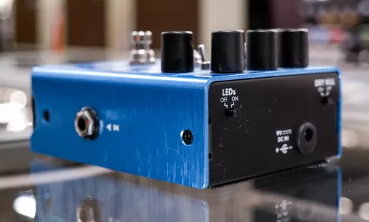 Store Special Product - Fender - Mirror Image Delay